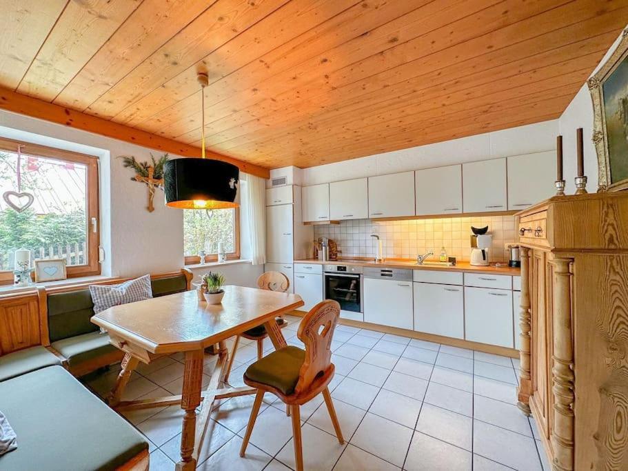 Alpines Wohlfuehl-Apartment Oplus Oberstaufen Zewnętrze zdjęcie